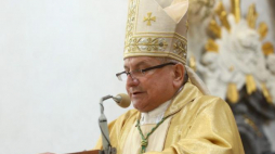 Biskup kaliski Edward Janiak. Fot. PAP/W. Deska