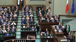 Posłowie na sali obrad podczas 62. posiedzenia Sejmu, 9 bm. w Warszawie. Fot. PAP/L. Szymański