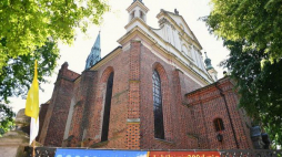 Obchody 200-lecia diecezji sandomierskiej w bazylice katedralnej w Sandomierzu. Fot. PAP/P. Polak