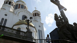 Cerkiew na Krwi w Jekaterynburgu - wzniesiona w miejscu domu Ipatiewa. Fot. PAP/EPA
