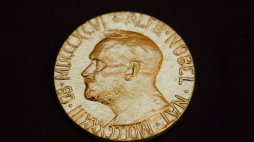 Medal Nagrody Nobla. Fot. PAP/EPA