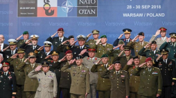 Uroczystość powitalna, otwierająca konferencję Komitetu Wojskowego NATO na Zamku Królewskim w Warszawie. Fot. PAP/J. Turczyk