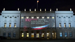 Iluminacja na fasadzie Pałacu Prezydenckiego. Źródło: Prezydent.pl