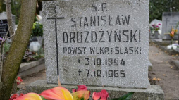 Nagrobek powstańca wielkopolskiego i śląskiego Stanisława Drożdżyńskiego. Poznań, 2013. Fot. PAP/J. Kaczmarczyk