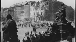 Josef Sudek: Topografia ruin. Praga 1945