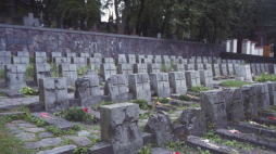 Litwa, Wilno. Cmentarz na Rossie, 1990 r. Fot. PAP/J. Bogacz