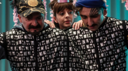 Kadr ze spektaklu „Królewna Logorea i Niedźwiedź” w reż. Justyny Łagowskiej z cyklu „Teatroteka Młodego Człowieka”. Źródło: Wfdif.pl 