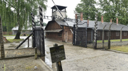 Oświęcim,15.07.2017. Były niemiecki obóz zagłady KL Auschwitz. PAP/J. Bednarczyk