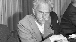 Prof. Tadeusz Kotarbiński. 1951 r. Fot. PAP/CAF/Wdowiński