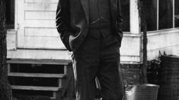 Gregory Peck jako Atticus Finch. Źródło: Wikimedia Commons