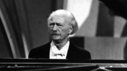 Ignacy Jan Paderewski, pianista. Fot. PAP/CAF - reprodukcja