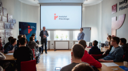 Źródło: Instytut Pileckiego