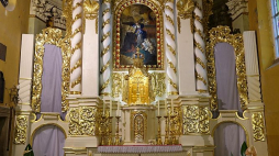 Odrestaurowany ołtarz główny kościoła św. Jana Kantego w Kętach. Fot. ks. Szymon Tracz