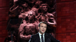 Prezydent Francji Emmanuel Macron podczas V Światowego Forum Holokaustu. Fot. PAP/EPA