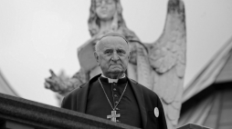 Biskup Stanisław Stefanek. Fot. PAP/W. Deska