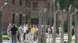 Oświęcim, 15.08.2009. Niemiecki nazistowski obóz koncentracyjny i zagłady KL Auschwitz. PAP/J. Bednarczyk