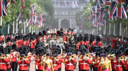 Uroczysta parada wojskowa z okazji urodzin brytyjskiej królowej. 08.06.2019. Fot. PAP/EPA