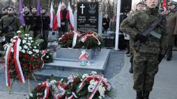 Uroczystości pogrzebowe braci Lucjana i Zygmunta Marchelów na cmentarzu w Ciechanowcu. Fot. PAP/A. Reszko