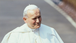 Papież Jan Paweł II. Fot. PAP/PAI/W. Kryński