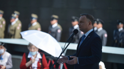  Warszawa, 30.07.2020. Prezydent Andrzej Duda podczas spotkania z Powstańcami Warszawskimi na terenie Parku Wolności w stołecznym Muzeum Powstania Warszawskiego. PAP/Marcin Obara