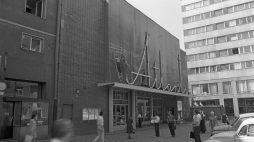 Warszawa ok. 1970. Kino Atlantic.  PAP/L. Wawrynkiewicz