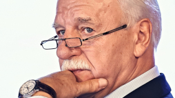 Andrzej Olechowski, 2015 r. Fot. PAP/A. Warżawa