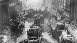 Spalone samochody strażackie. Londyn, luty 1941 rok. Zbiory Narodowe Archiwum Cyfrowe. 