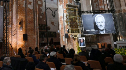Pożegnalna msza święta w intencji zmarłego prof. Jerzego Limona w kościele św. Jana w Gdańsku. Fot. PAP/A. Warżawa