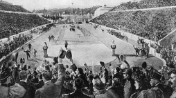 Zrekonstruowany stadion Panateński w Atenach – miejsce pierwszych zawodów nowożytnych igrzysk w 1896. Źródło: Wikipedia Commons