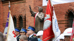 Pomnik błogosławionego księdza Jerzego Popiełuszki odsłonięty uroczyście w Szczecinie. Fot. PAP/M. Bielecki
