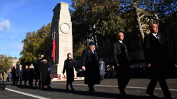 Uroczystości przed pomnikiem The Cenotaph. Londyn, 14.11.2021. Fot. PAP/EPA