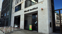 Budynek Instytutu Pileckiego - oddział w Berlinie. Fot. PAP/M. Bielecki