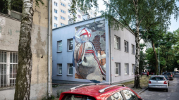 Mural na ścianie Domu Dziecka nr 13 w Łodzi. Fot. PAP/G. Michałowski