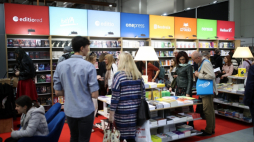 Kraków, 27.10.2022. Otwarcie 25. Międzynarodowych Targów Książki w Krakowie. Fot. PAP/Ł. Gągulski