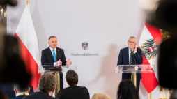 Prezydent Andrzej Duda (L) i prezydent Austrii Alexander Van der Bellenem. Fot. PAP/EPA
