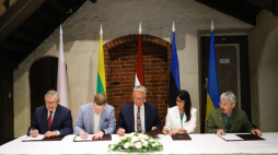 Ministrowie kultury: Polski, Litwy, Łotwy, Estonii i Ukrainy podpisali w Rydze wspólną deklarację dotyczącą międzynarodowego wsparcia dla Ukrainy w zakresie ochrony dziedzictwa kulturowego. Źródło: MKiDN