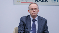 Jeden z prelegentów debaty „Jak ukarać Putina?” dyrektor Ossolineum dr Łukasz Kamiński. Fot. PAP/Z. Bichniewicz