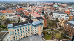 Gmach Uniwersytetu Opolskiego. Fot. PAP/S. Mielnik