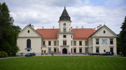 Muzeum Historyczne Miasta Tarnobrzega na Zamku w Dzikowie. Fot. PAP/D. Delmanowicz