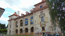 Wileński Pałac Sapiehów w czasie odbudowy. Fot. Wikipedia. 