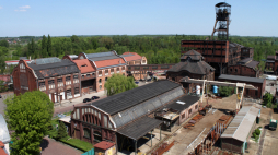 Zabudowania kopalni Ludwik w 2011 r. Źródło: Wikipedia.