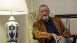 Arturo Perez-Reverte. Fot. PAP/EPA