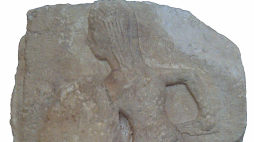 Iberyjski wojownik na płaskorzeźbie z II wieku przed Chrystusem, odnalezionej w Osunie. Źródło: Wikipedia.