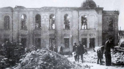 Wielka Synagoga w Białymstoku po zniszczeniu przez Niemców. 1941 r. Źródło: Wikimedia Commons