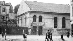 Kocia muzyka. Chóralna historia pogromu krakowskiego, książka Joanny Tokarskiej-Bakir ukazała się nakładem Wydawnictwa Czarna Owca