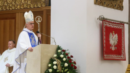 Biskup polowy Wojska Polskiego Wiesław Lechowicz na mszy św. w intencji Ojczyzny i polskich żołnierzy w Katedrze Polowej Wojska Polskiego. Warszawa, 15.08.2024. Fot. PAP/L. Szymański