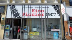 Kino Pionier w Szczecinie.  PAP/Marcin Bielecki 