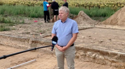 Piotr Papiernik, kierownik badań archeologicznych w rejonie Sarnowa. Źródło: Muzeum Archeologiczne i Etnograficzne w Łodzi