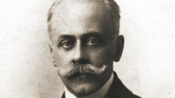 Kustosz Zamku Królewskiego Kazimierz Brokl /Źródło: Wikipedia