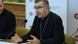 Przewodniczący Komisji Wychowania Katolickiego Konferencji Episkopatu Polski bp Wojciech Osial. Fot. PAP/S. Pulcyn